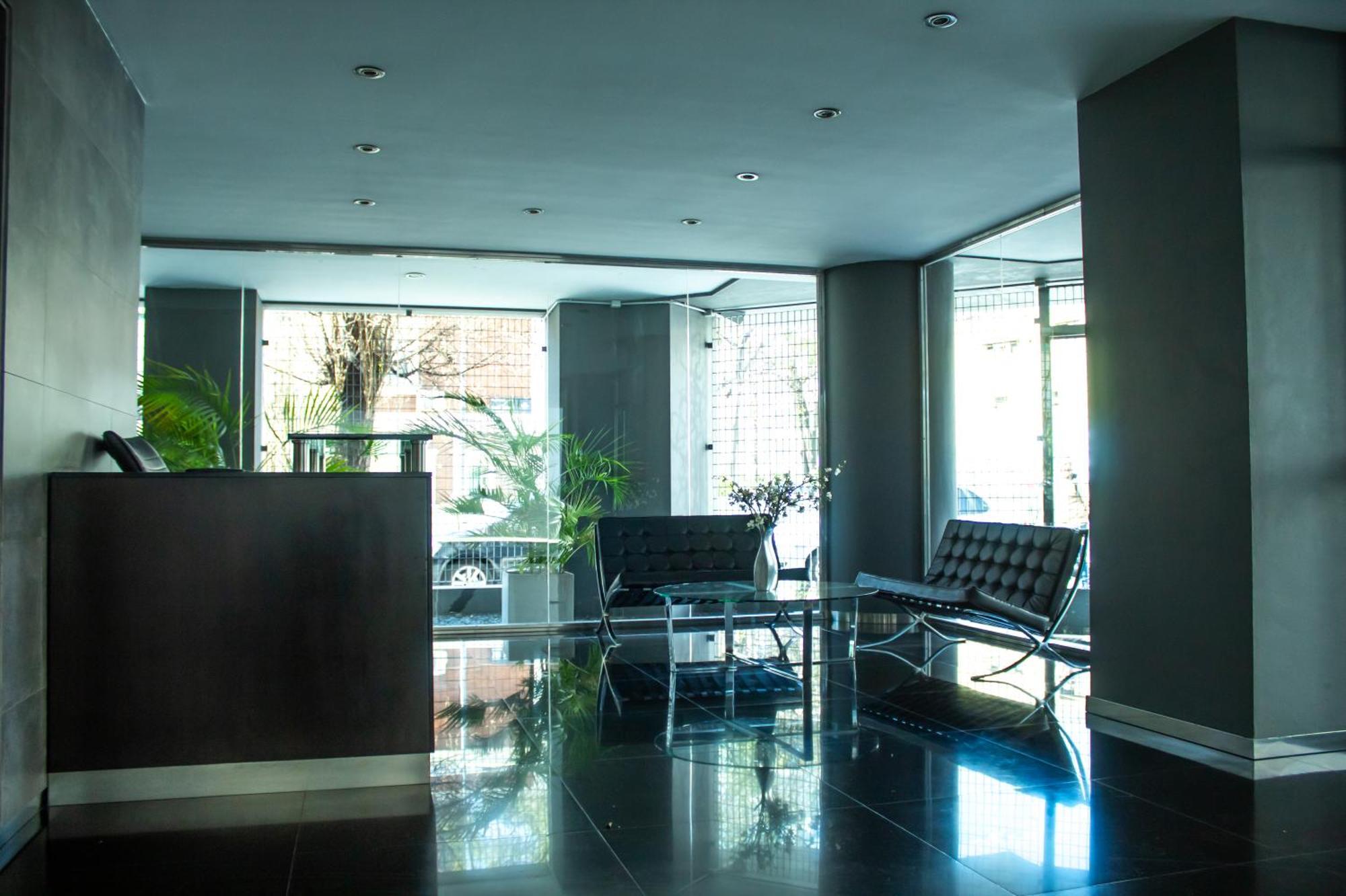 Apartment Moderno Y Selecto! Garage! Excelente Ubicacion!